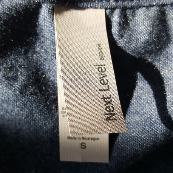 NWOT Maid of Honor V-neck tee - Picture 4 of 5